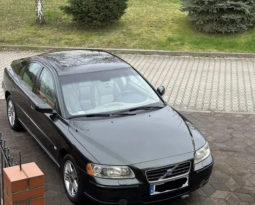 volvo s60 kujawsko-pomorskie Volvo S60 cena 18000 przebieg: 538000, rok produkcji 2005 z Wrocław